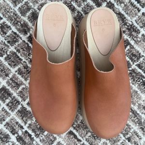 WORN ONCE! Bryr Chonk in Whiskey